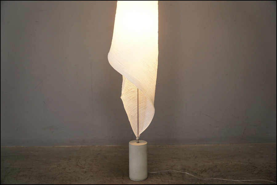 INGO MAURER(インゴマウラー) Wo-Tum-Bu1(ウートンブゥ1) フロアランプ 照明スタジオノイ