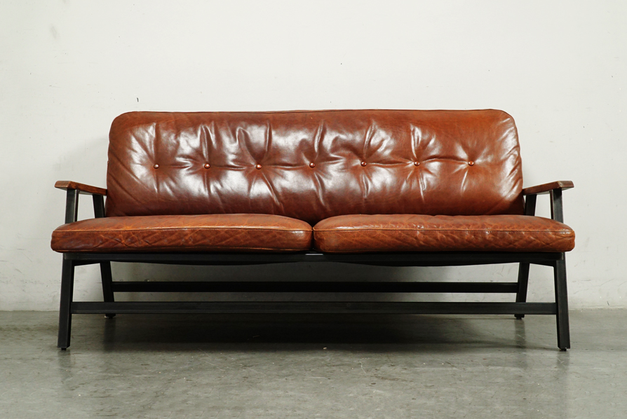 正面｜ACME（アクメ）GRANDVIEW 2人掛けソファ