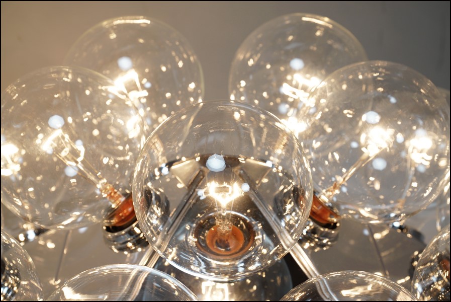 FLOS(フロス) TARAXACUM 88 C/W(タラクサカム) 照明 カスティリオーニ