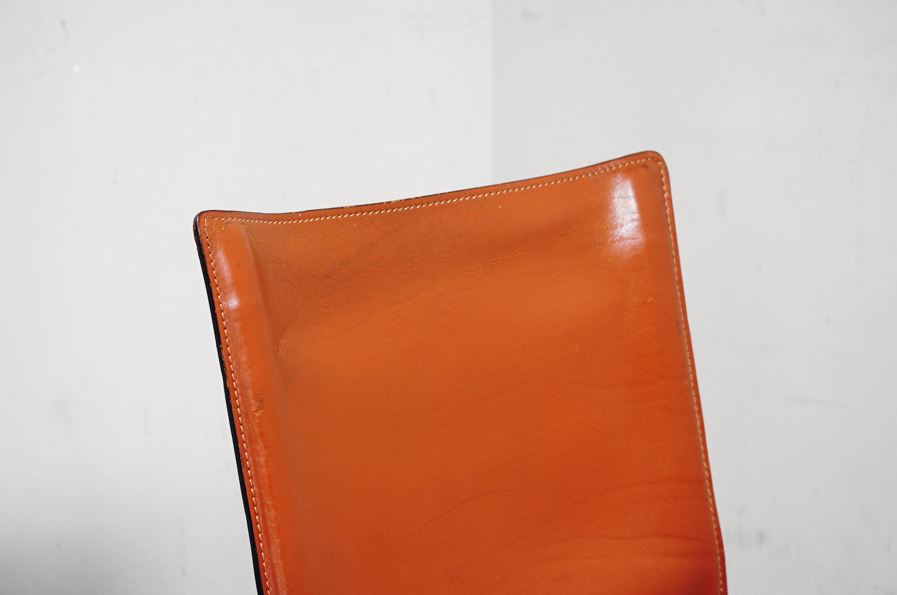 背面部|Cassina (カッシーナ) 412 CAB(キャブチェア )