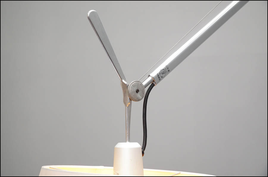 Artemide(アルテミデ) TOLOMEO MEGA TERRA(トロメオ メガ テラ) フロアスタンドライト S2937 yamagiwa(ヤマギワ)