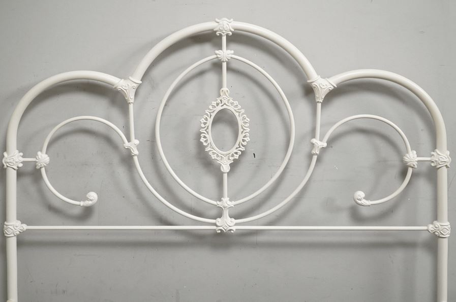 ヘッドフレーム｜Laura Ashley(ローラアシュレイ)ダブルベッド