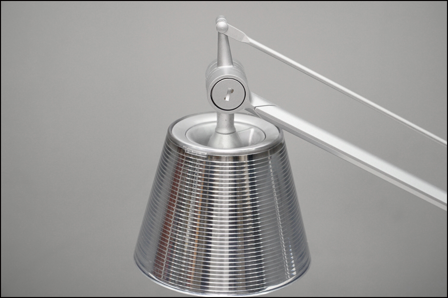 FLOS(フロス) ARCHIMOON K(アーキムーンK) デスクランプ 照明 ライト ヤマギワ Cassina ixc.カッシーナ