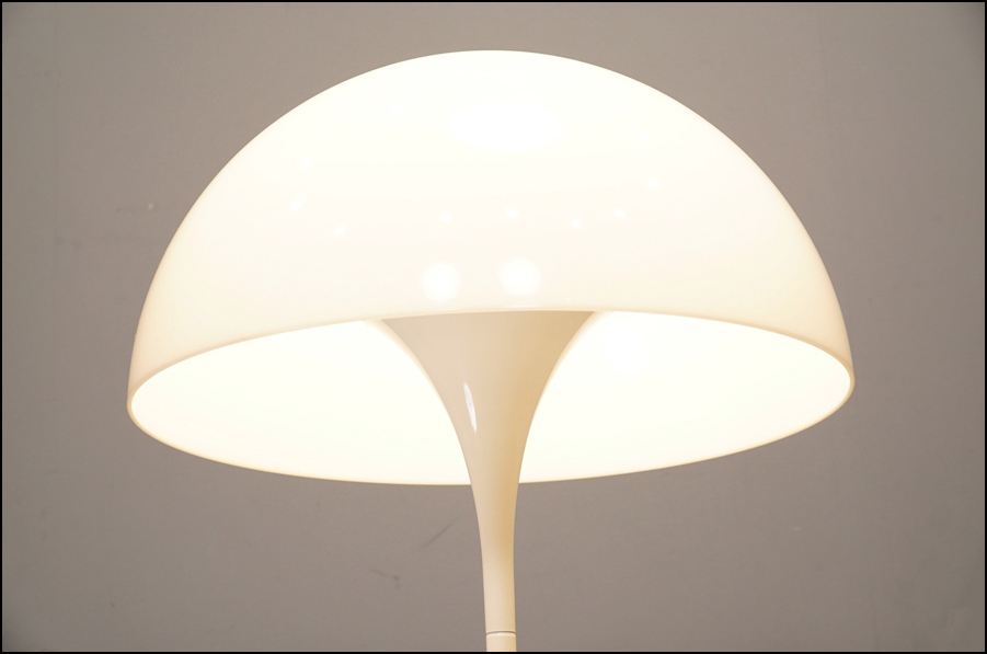 louis poulsen (ルイスポールセン) Panthella Floor (パンテラフロア) ランプ ヴェルナー・パントン