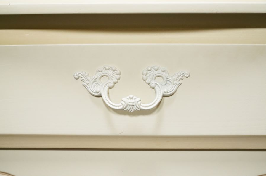 取っ手｜Laura Ashley(ローラアシュレイ) サイドテーブル