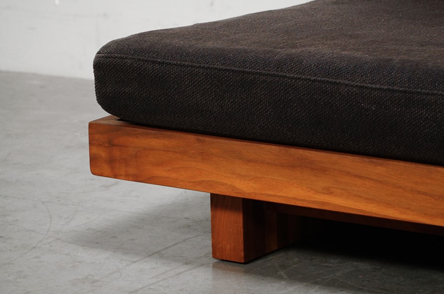 座面左角｜Master Wal (マスターウォール) DANISH SOFA(デニッシュソファ) 3人掛けソファ