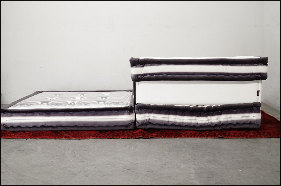 Roche Bobois(ロッシュ ボボア) Mah Jong(マ ジョン) Jean Paul GAULTIER(ジャンポール・ゴルチエ)ソファセット