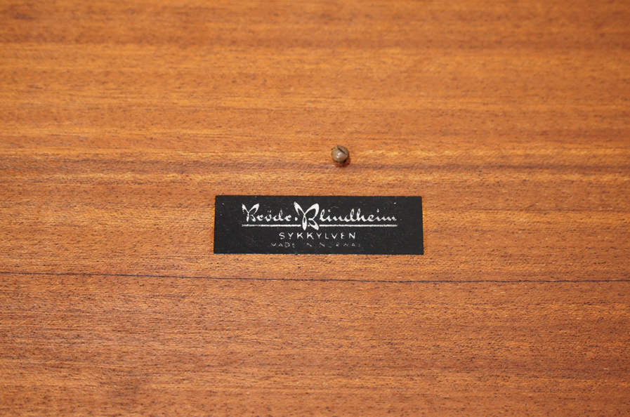 ブランドプレート｜ブロード・ブラインドハイム（Brode Blindheim）コーヒーテーブル