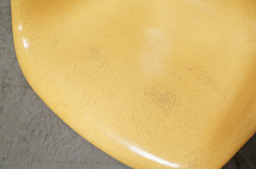 座面｜HermanMiller(ハーマンミラー)アームシェルチェア