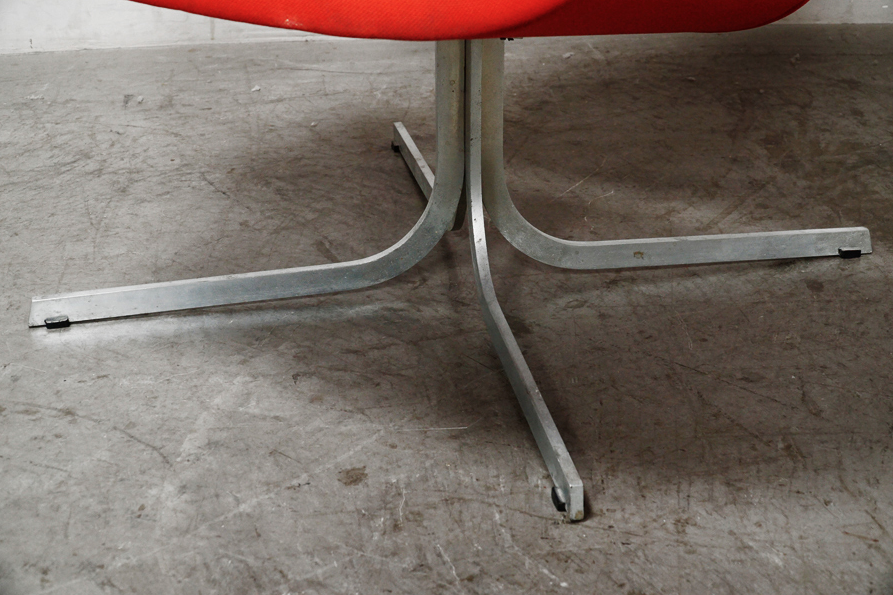 脚部｜Artifort ピエール・ポラン「F545 チューリップ アームチェア」