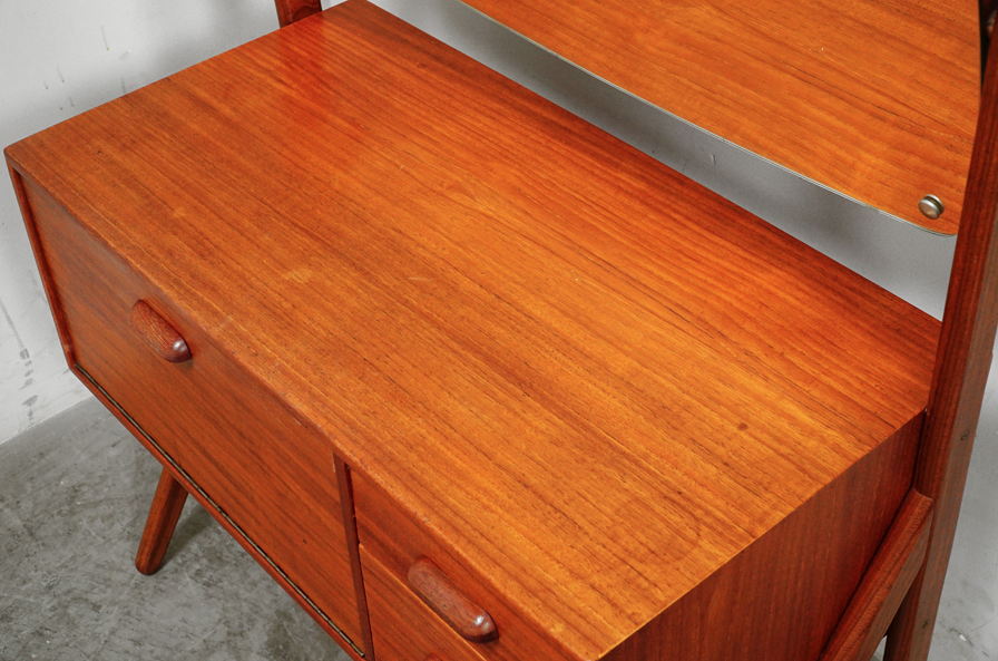 天板|AMAGER BOLIGHUS(アマーボリフス)ドレッサー