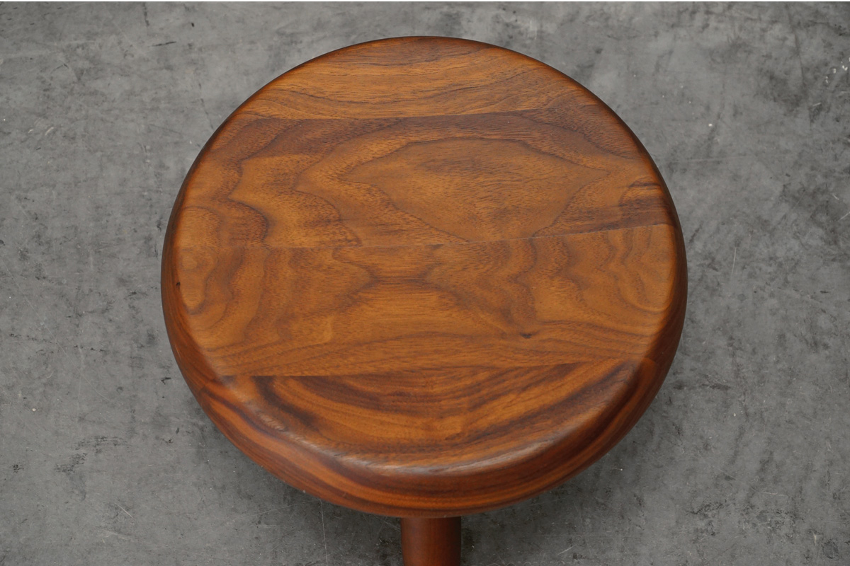 Cassina(カッシーナ) 524 TABOURET BERGER(ベルジェ スツール) ウォールナット材　座面