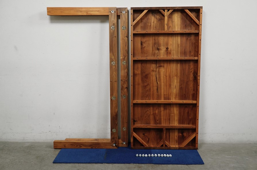 脚部取り外し｜HIRASHIMA (ヒラシマ) CARAMELLA (カラメッラ) ダイニングテーブル