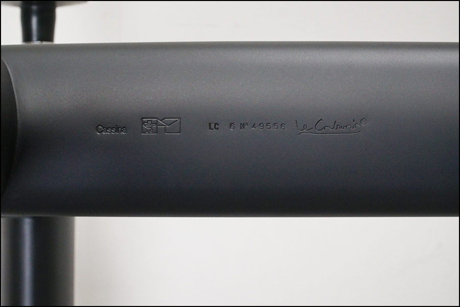 Cassina(カッシーナ) ル・コルビュジエ LC6 ダイニングテーブル