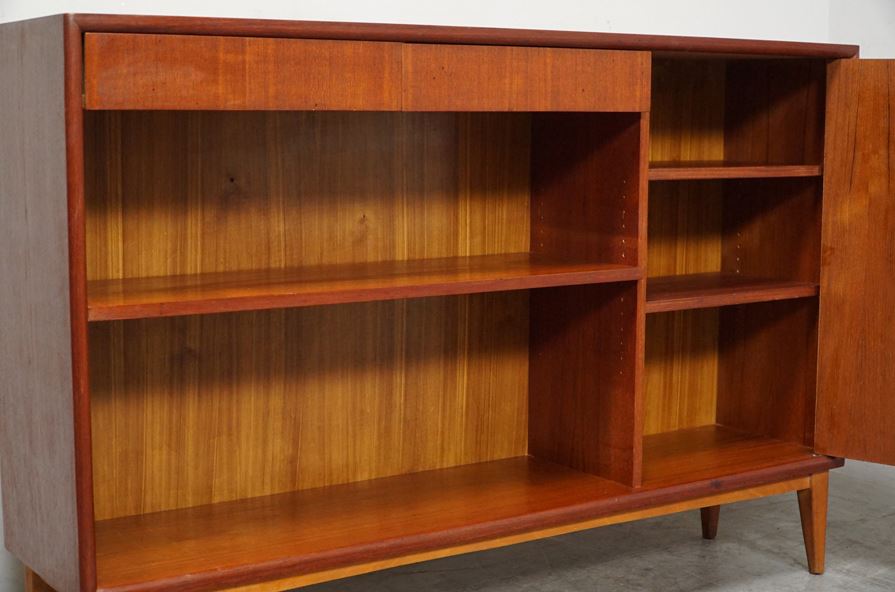 ヴィンテージ家具ブックキャビネット