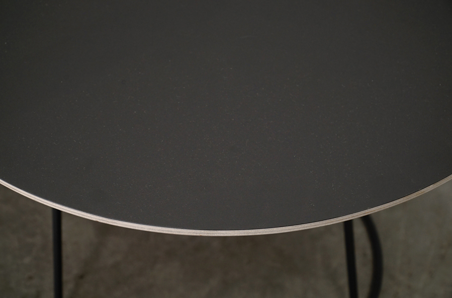 MUUTO(ムート) -アドア東京- AIRY COFFEE TABLE MEDIUM(エアリーコーヒーテーブル ミディアム) ブラック センターテーブル