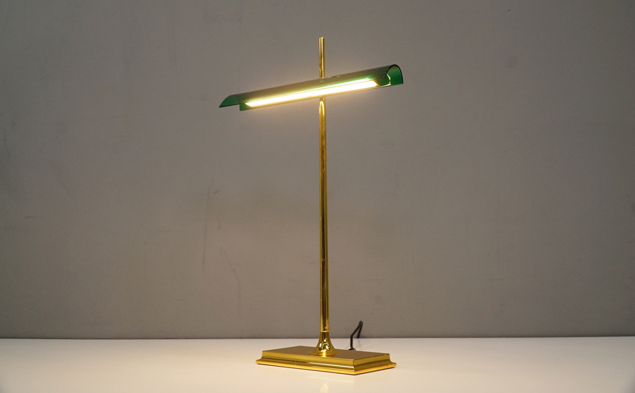 FLOS(フロス) -アドア東京-GOLDMAN(ゴールドマン) テーブルランプ照明 ライト ゴールド グリーン ヤマギワ Cassina ixc.カッシーナ