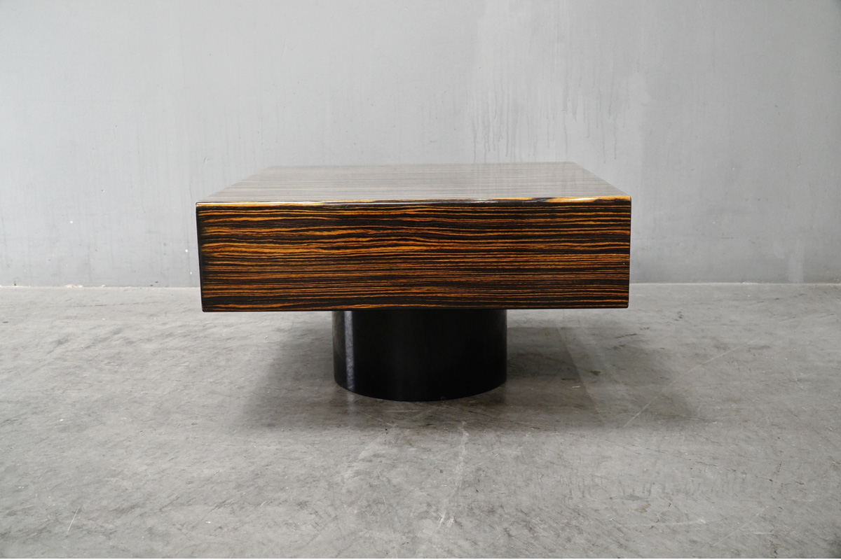 Cassina(カッシーナ) 276 ASPEN LOW TABLE(276 アスペン ローテーブル) ジャン・マリー・マッソー　側面