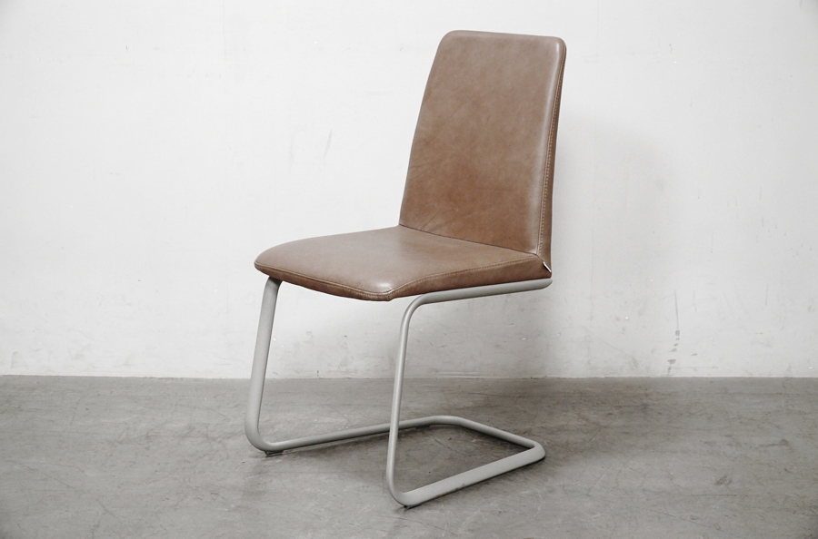 　Boconcept (ボーコンセプト) Lausanne(ローザンヌ) ダイニングチェア 本革 レザー　アドア東京