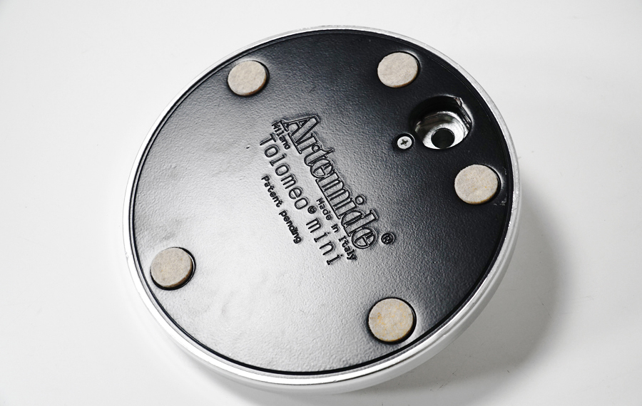 ベース裏　Artemide(アルテミデ) TOLOMEO MINI(トロメオ ミニ) スタンドライト デスクランプ ヤマギワ　アドア東京