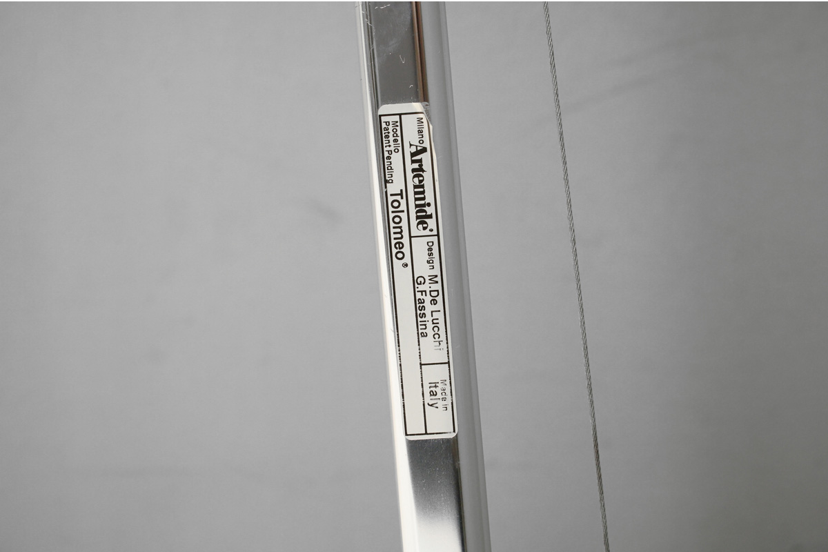 Artemide(アルテミデ) TOLOMEO MEGA(トロメオ メガ) テーブルランプ　ステッカー