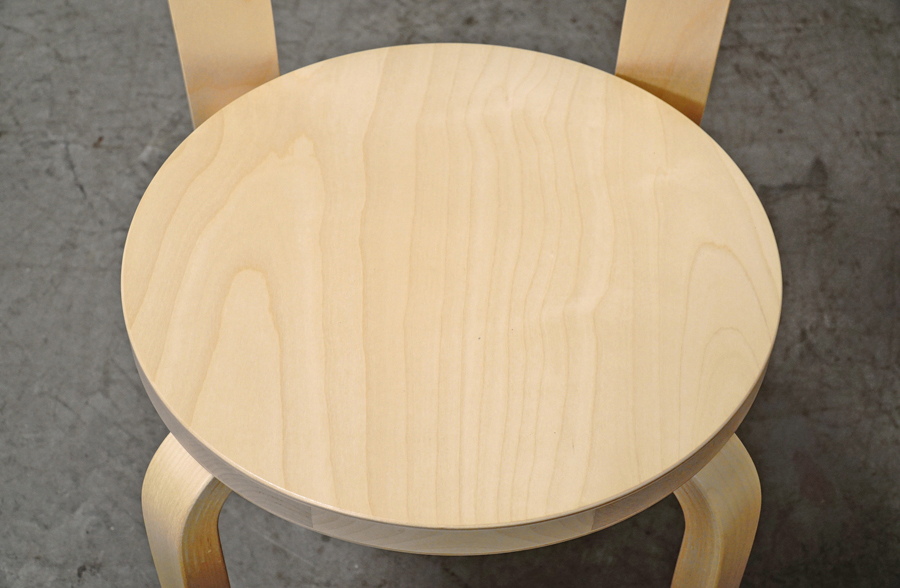 座面　artek(アルテック) 66Chair（66チェア）アルヴァ・アアルト　アドア東京