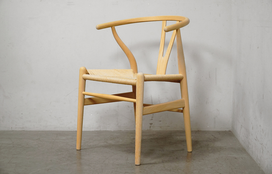 全体　Carlhansen & son(カールハンセン＆サン)  Yチェア CH24 ハンス・J・ウェグナー ソープフィニッシュ　アドア東京