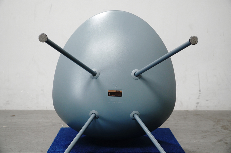 FritzHansen(フリッツハンセン ) ドロップチェア アルネ・ヤコブセン 北欧 デンマーク ステッカー アドア東京