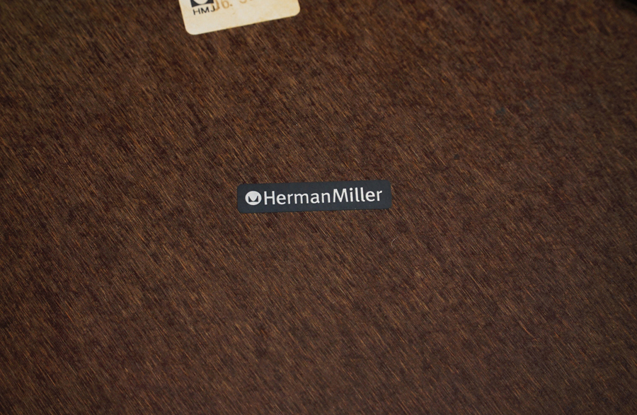 Herman Miller(ハーマンミラー)  Eames Contract Base Table(イームズコントラクトベーステーブル)ラウンド　アドア東京