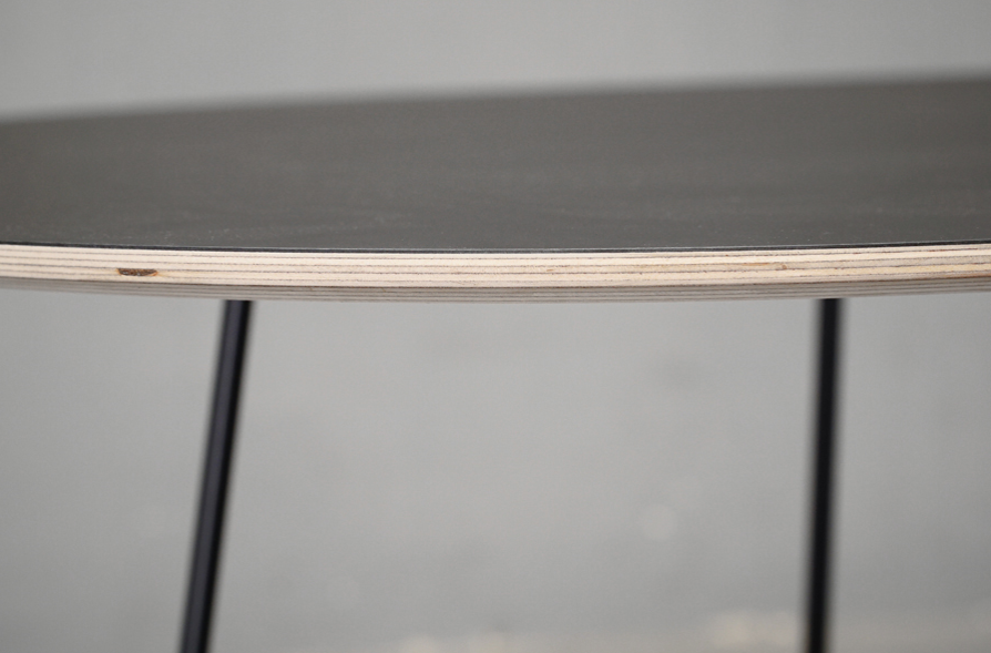 MUUTO(ムート) -アドア東京- AIRY COFFEE TABLE MEDIUM(エアリーコーヒーテーブル ミディアム) ブラック センターテーブル