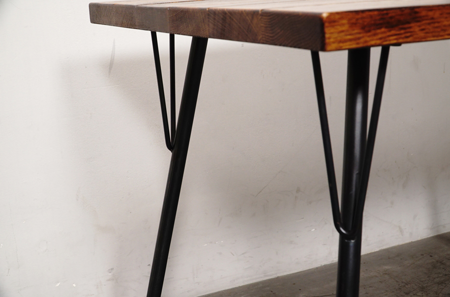 脚部拡大　ACME Furniture（アクメ ファニチャー）GRANDVIEW(グランビュー) ダイニングテーブル　アドア東京