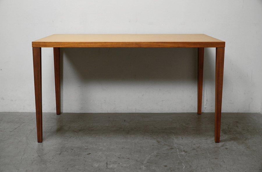 ACTUS(アクタス) FB(エフビー) ダイニングテーブル ウォールナット　アドア東京