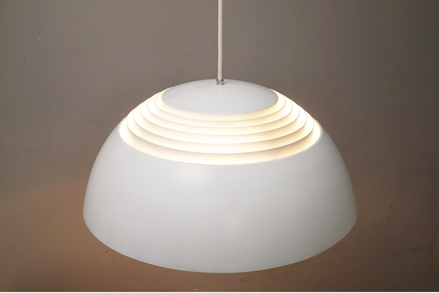 louis poulsen(ルイスポールセン) AJ Royal 500(エージェイロイヤル500) ペンダントライト ヤマギワ 照明　アドア東京