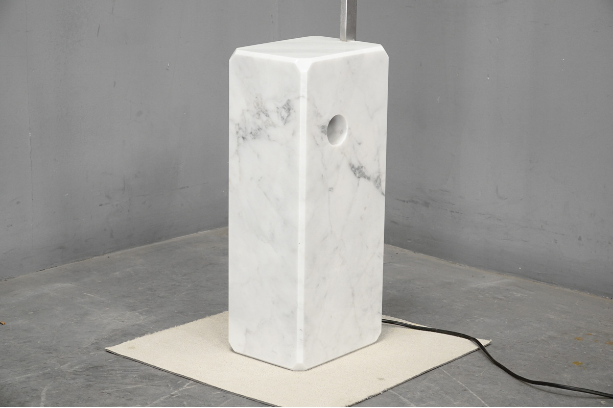 FLOS(フロス)-アドア東京-  ARCO アルコ ランプ フロアスタンド 照明 ヤマギワ カッシーナ ixc.