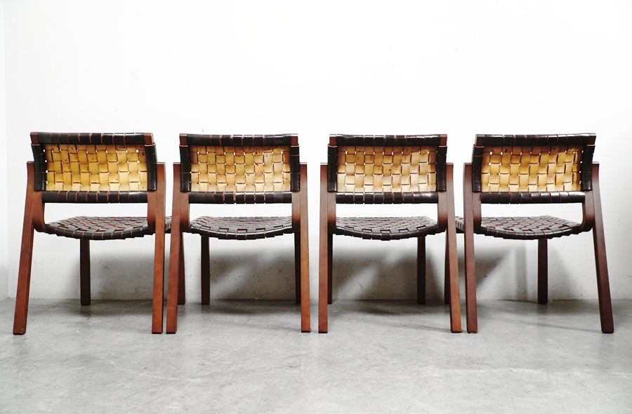 背面 arflex(アルフレックス) NT(エヌティー) アームレスチェア4脚セット 本革張り アドア東京