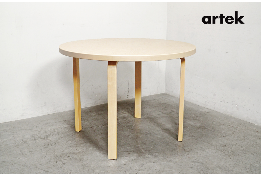 artek(アルテック) ダイニングテーブル「TABLE 90A」バーチ材 クリアラッカー仕上げ アルヴァ・アアルト　アドア東京