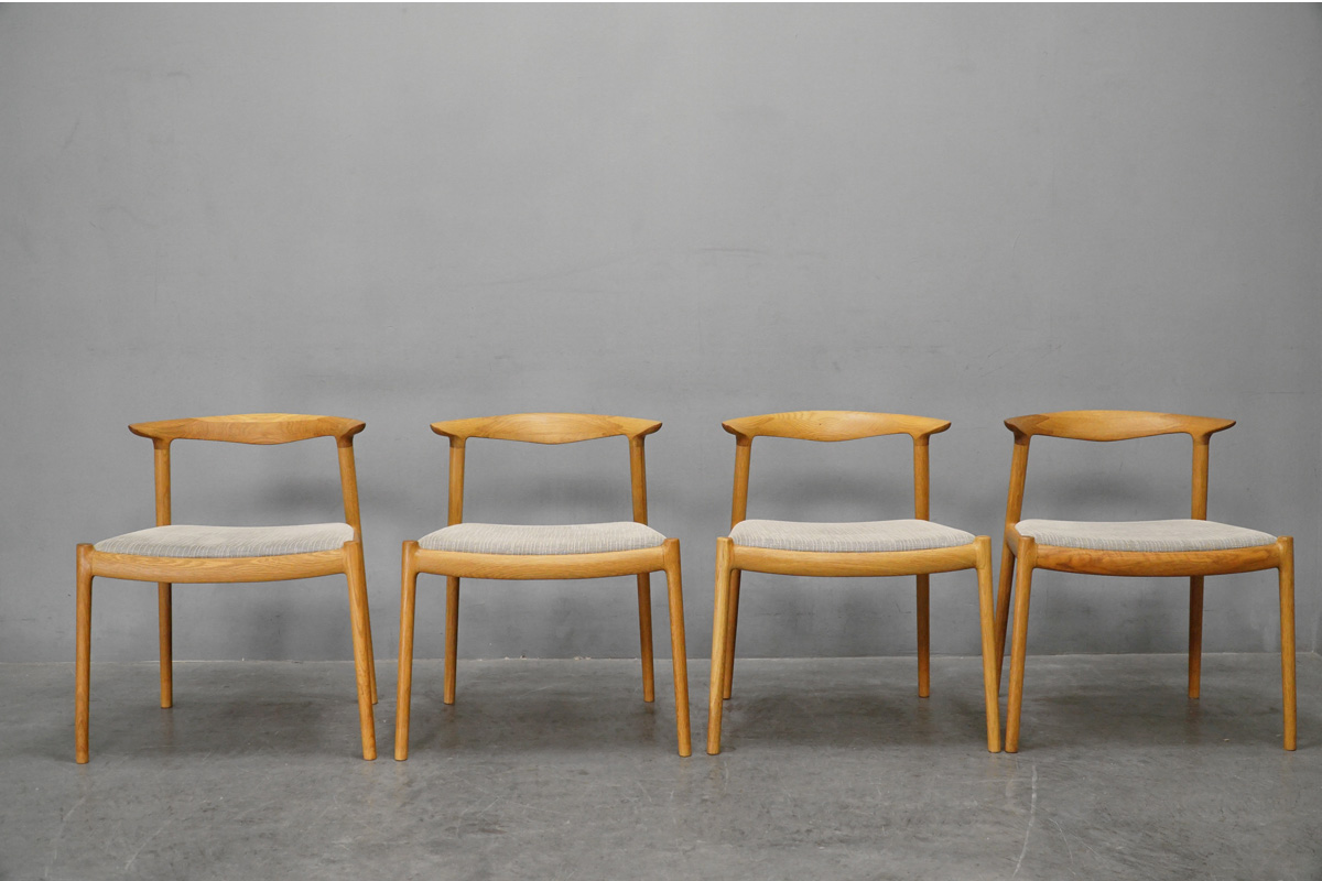 朝日木材加工 AMLYS(アムリス) BRIDGE (ブリッジ) SPECIALISTダイニングテーブル+LIGHT SIDEチェア4脚セット　チェア全体