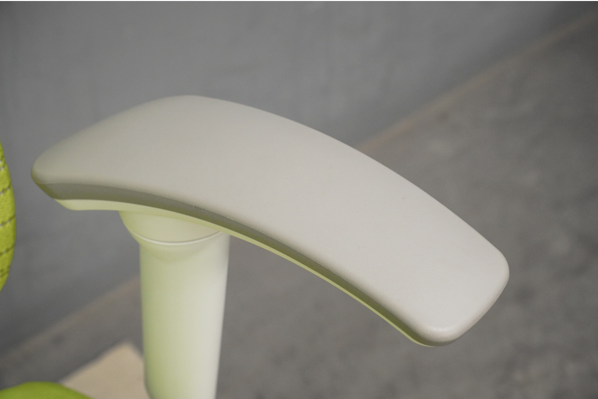 okamura(オカムラ) -アドア東京- バロンチェア エクストラハイバック メッシュ グリーン デスクチェア 可動ヘッドレスト アジャスト肘