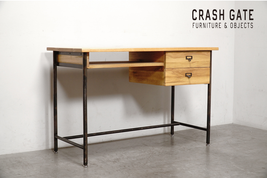 全体 CRUSH GATE(クラッシュゲート)Easy Life(イージーライフ) LAN DESK (ラン デスク) 机 アドア東京