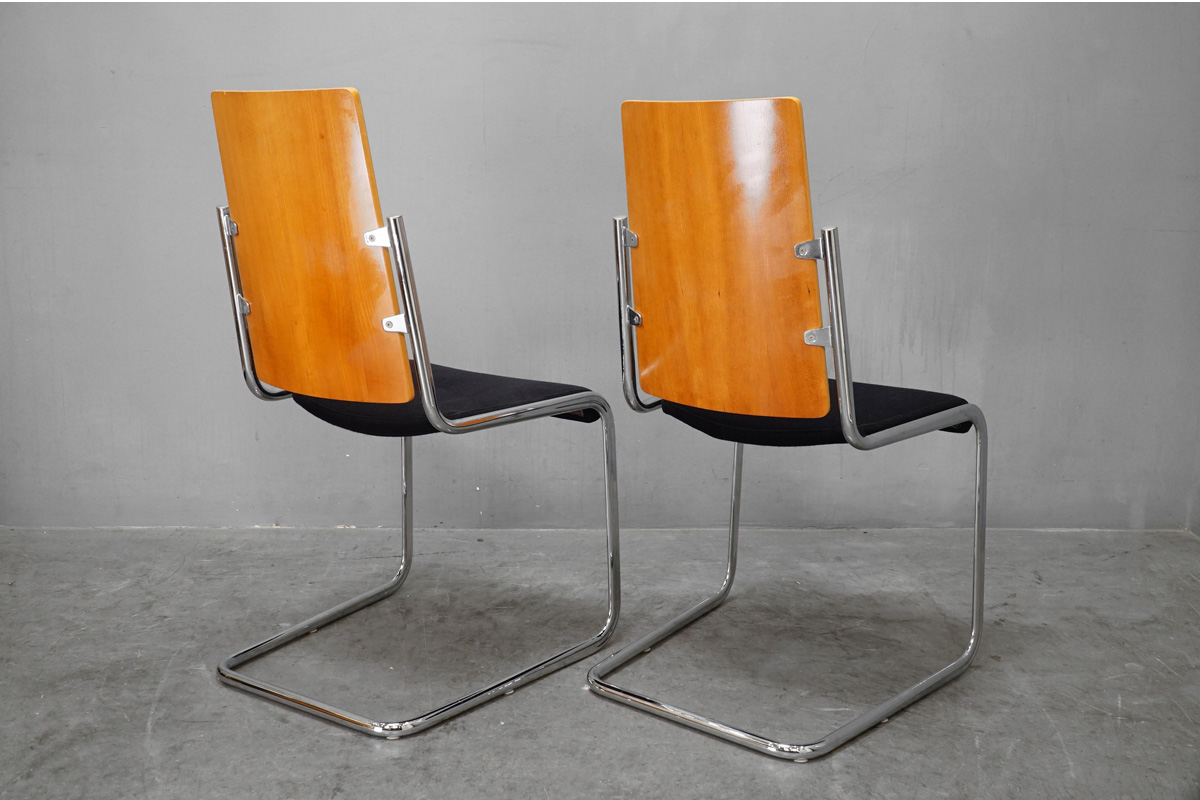 TECTA(テクタ) B17 DINING CHAIR(B17 ダイニングチェア) 2脚セット 背面