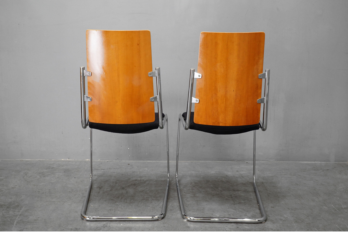 TECTA(テクタ) B17 DINING CHAIR(B17 ダイニングチェア) 2脚セット 背面