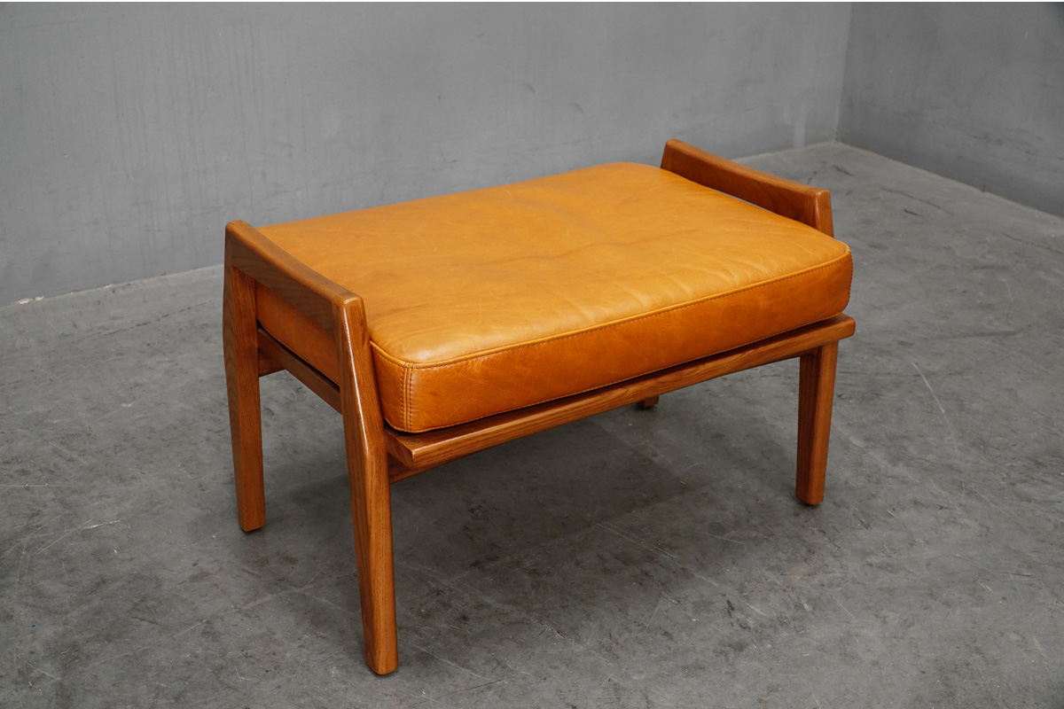 ACME Furniture(アクメ ファニチャー) DELMAR OTTOMAN (デルマー オットマン)