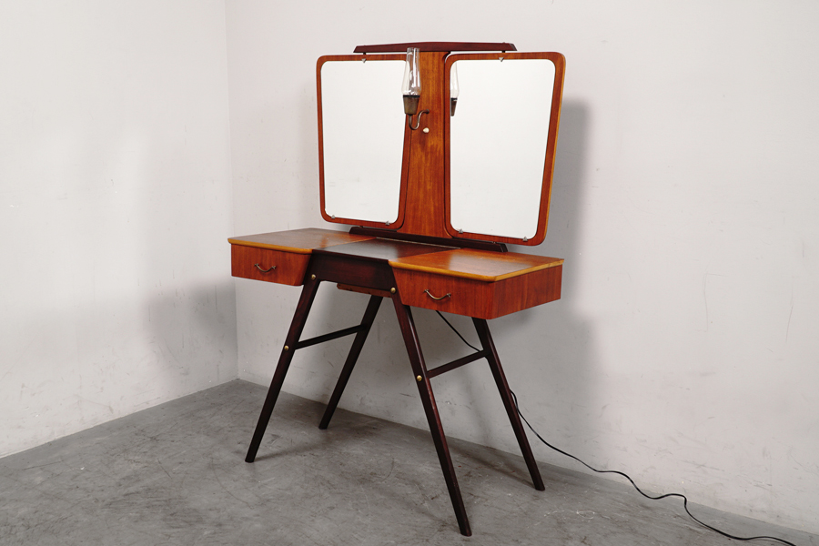 全体　北欧ヴィンテージ家具 デンマーク製ドレッサー ドレッシングテーブル　アドア東京