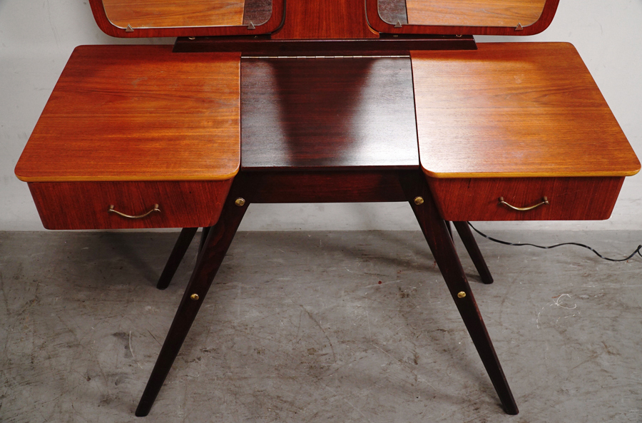 天板　北欧ヴィンテージ家具 デンマーク製ドレッサー ドレッシングテーブル　アドア東京