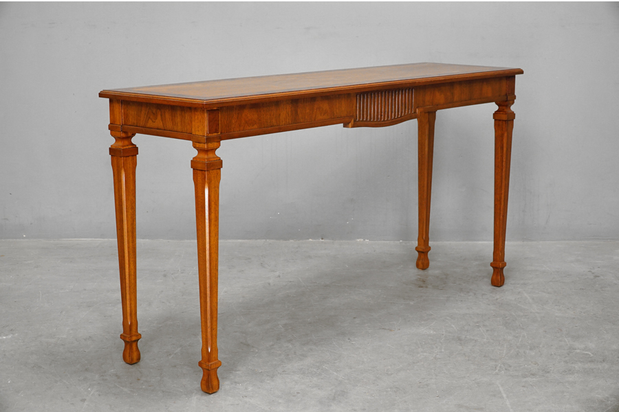 Drexel Heritage(ドレクセルヘリテイジ)-アドア東京-  FRANCESCA(フランチェスカ) コンソールテーブル