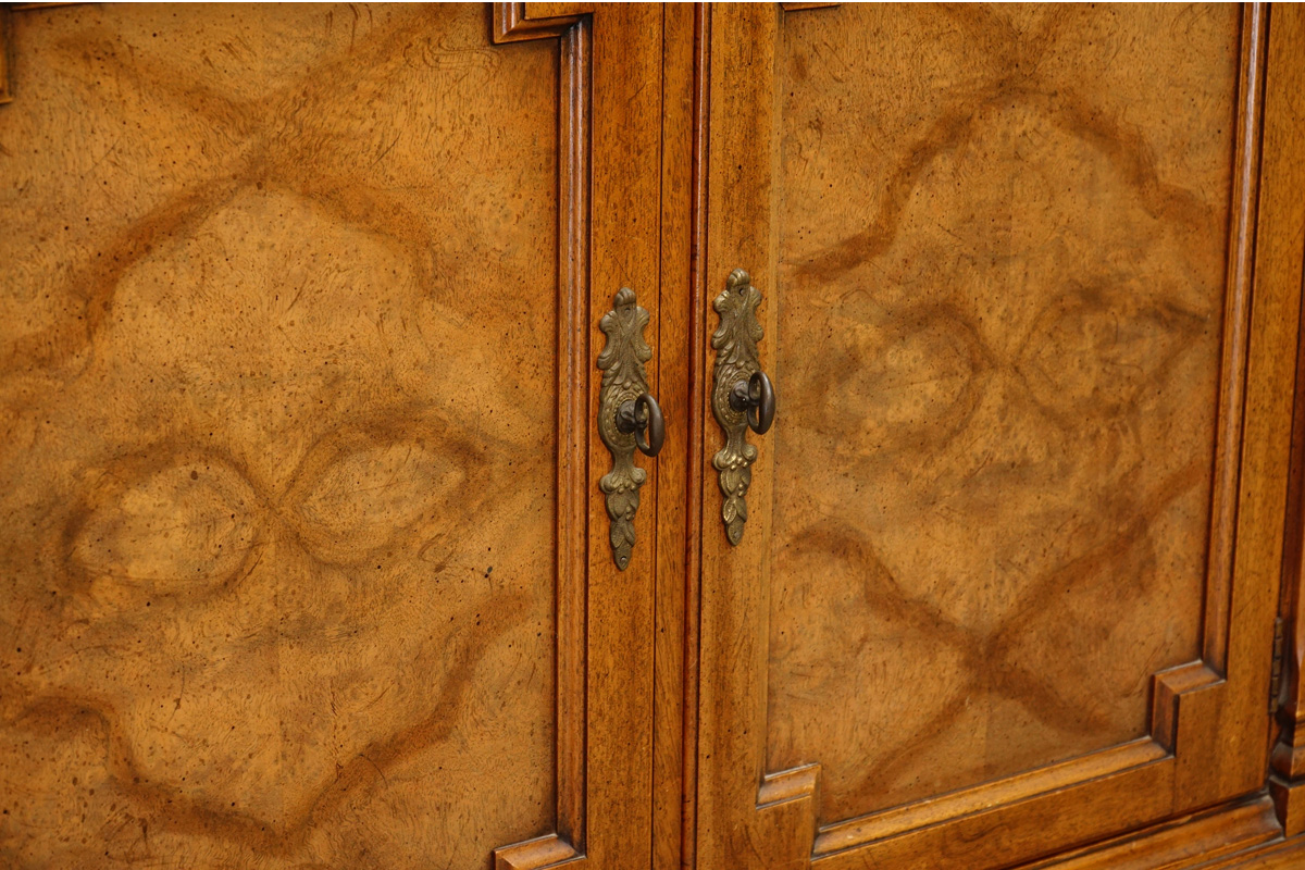 Drexel Heritage(ドレクセルヘリテイジ) Cameo Classics(キャメオ クラシックス) サイドボード クリテンザ 　拡大