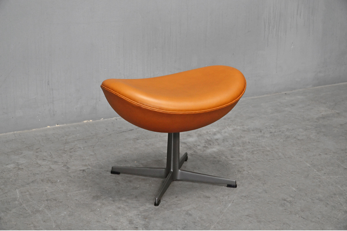 FritzHansen(フリッツハンセン ) エッグチェア フットスツール 3127 レザー