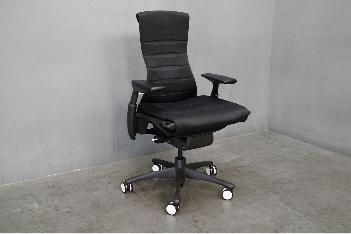 HermanMiller (ハーマンミラー)×ロジクールG エンボディゲーミングチェア