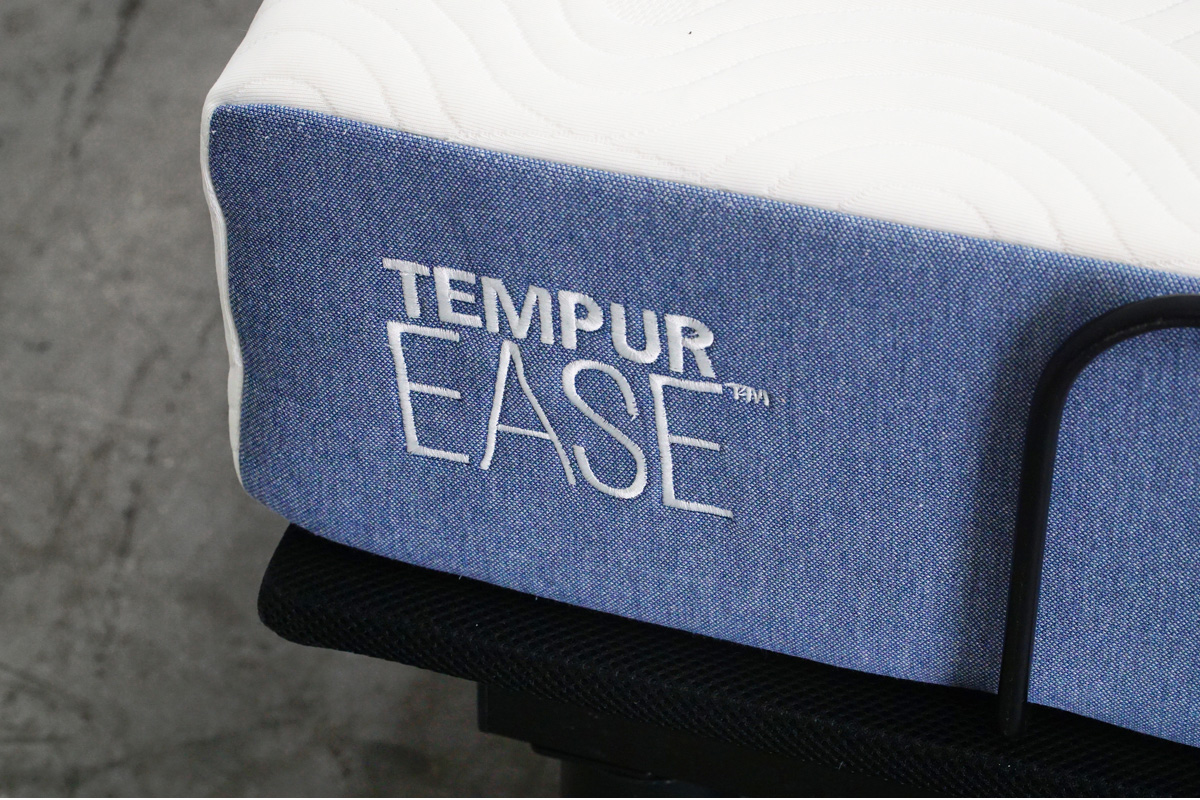 TEMPUR(テンピュール) Zero-G (ゼロジー) Ergo ONE(エルゴワン) 電動リクライニングベッド マットレス付き　拡大