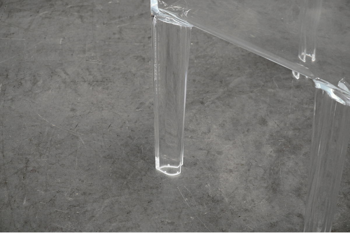 Kartel(カルテル) SMALL GHOST BUSTER(スモールゴーストバスター) サイドテーブル コンソール　脚部